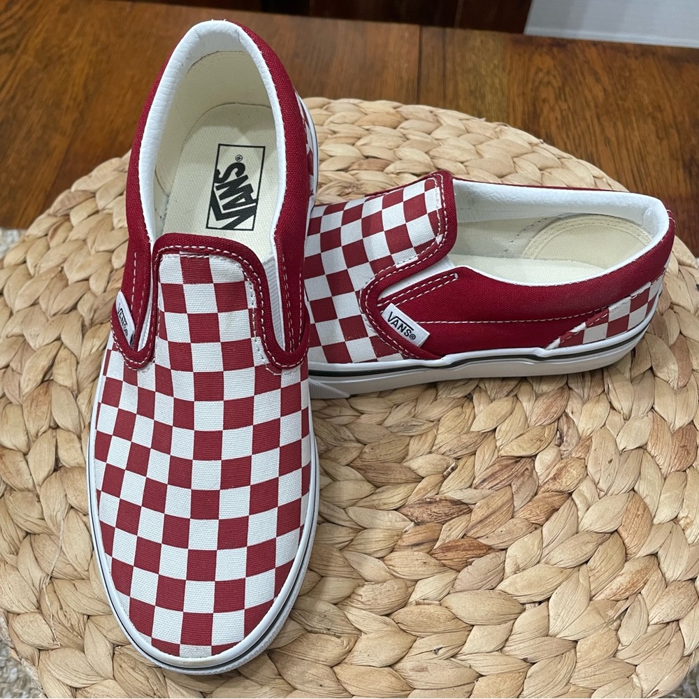 Vans Kids Red White Check Slip-On Shoes Unisex Summer NWOT Size 3